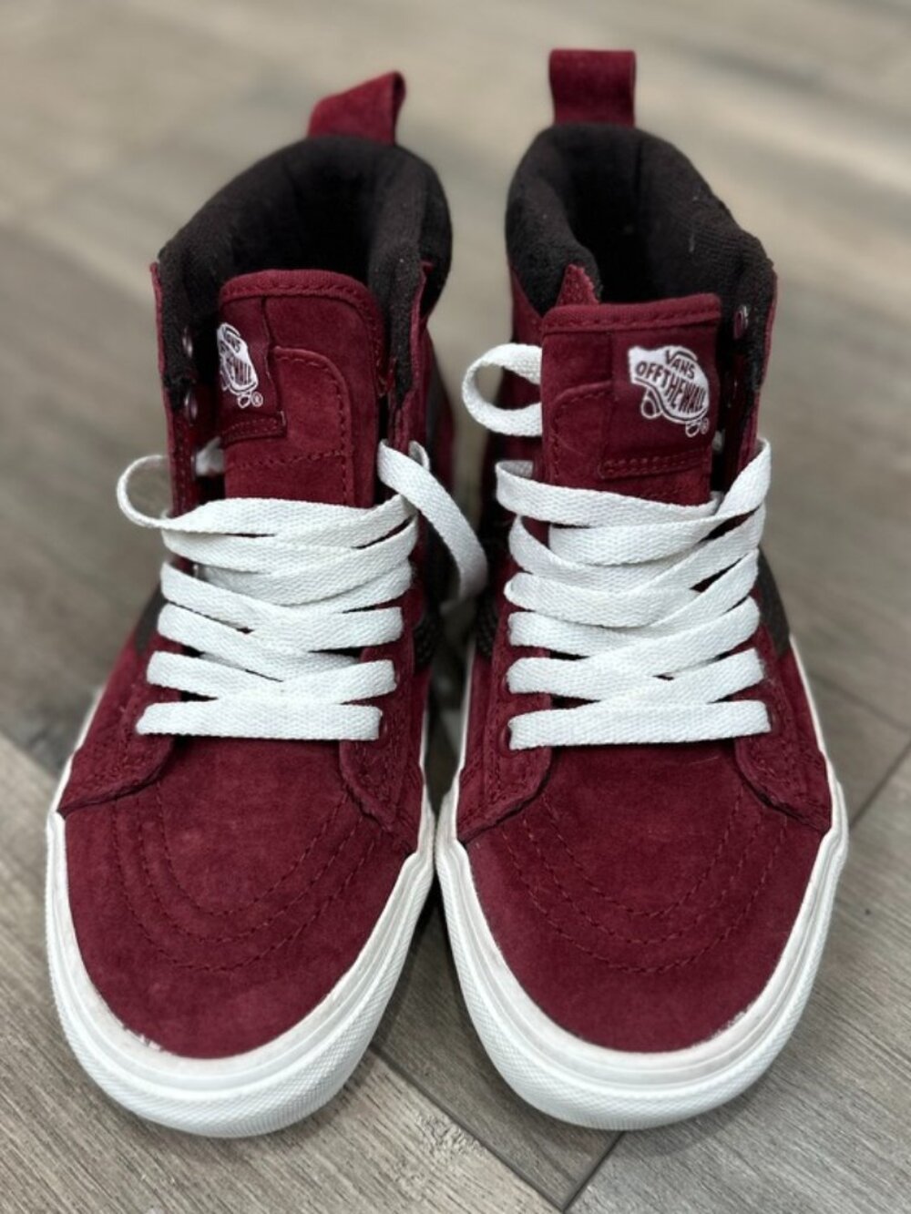 Vans Sk8-Hi MTE Burgundy Suede High Top Sneakers Women’s Size 5